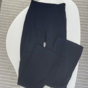Luulemon High-Rise Flared Legging Navy